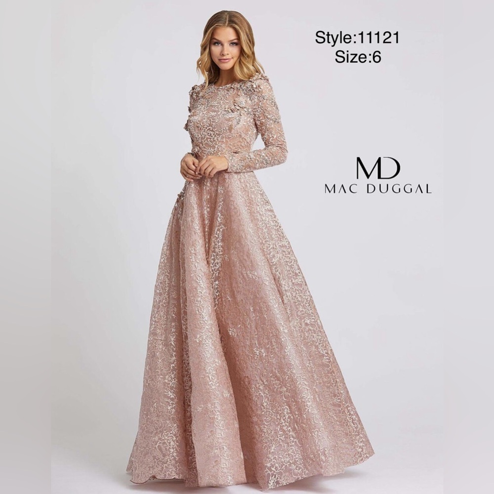 NWT- Mac Duggal Elegant Lace Evening Gown in Blush Pink - Picture 1 of 6
